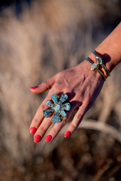 Cloud Mountain Turquoise Flower Ring