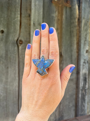 Stunning Labradorite Bird ring in Sterling Silver #133