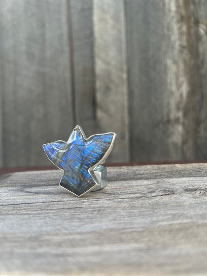Stunning Labradorite Bird ring in Sterling Silver