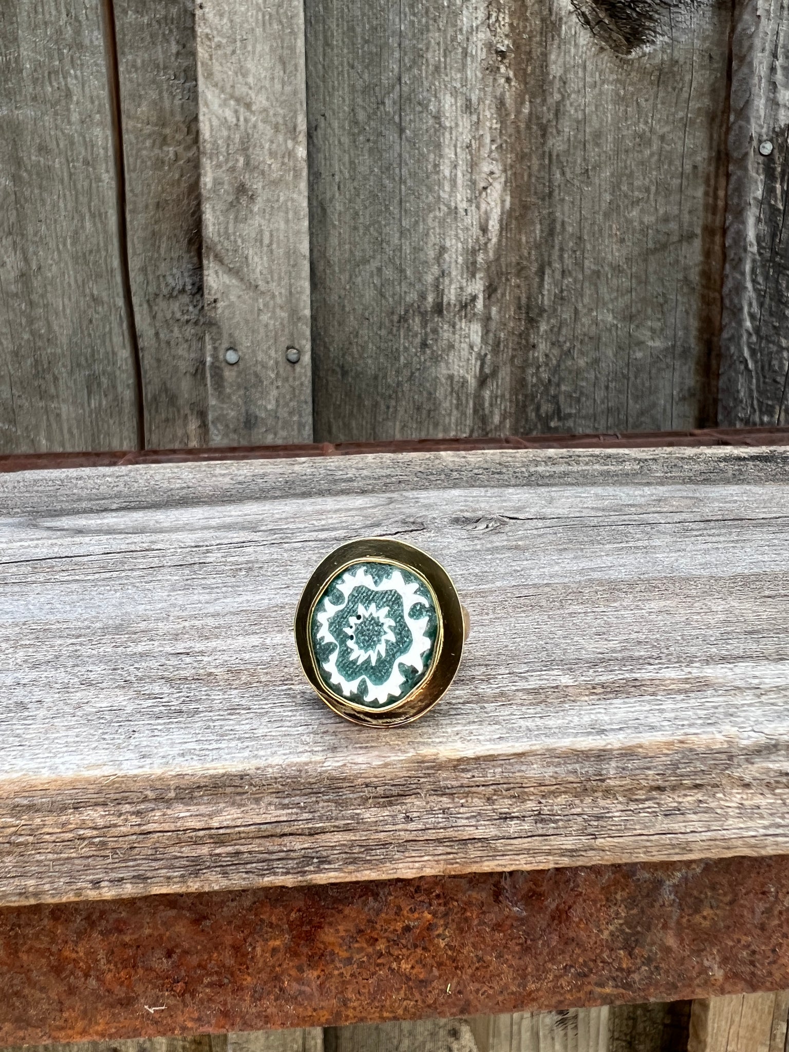 Millifiori Glass Flower ring in Gold Alchemia #139