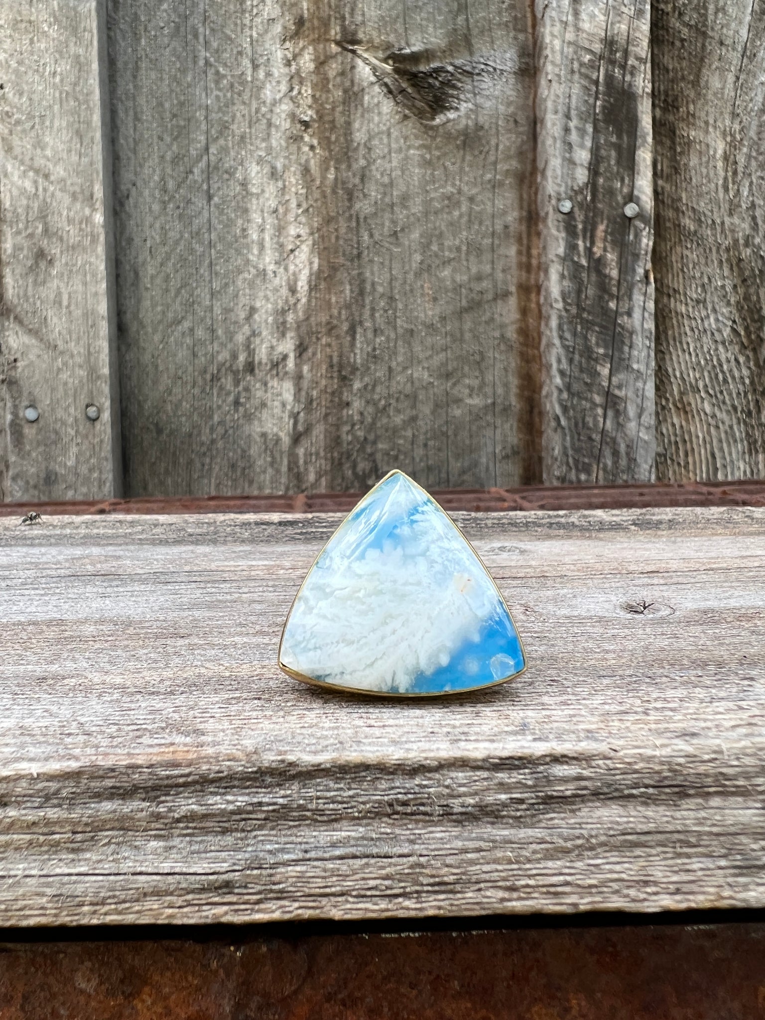 Cloud Plumed Agate Ring inGold Alchemia #148