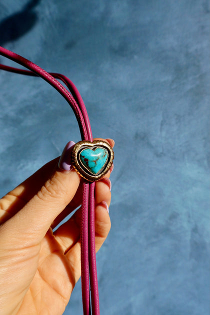 Campitos Turquoise Heart Mini-Bolo on Berry Leather