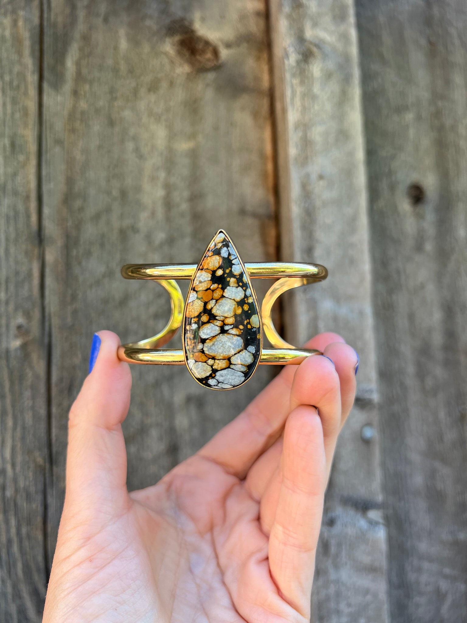 Cloud Mountain Turquoise Cuff Bracelet in Gold Alchemia #178