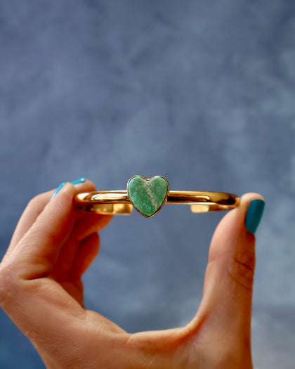 LOVE Cuff Bracelet with Varascite Heart in Gold Alchemia