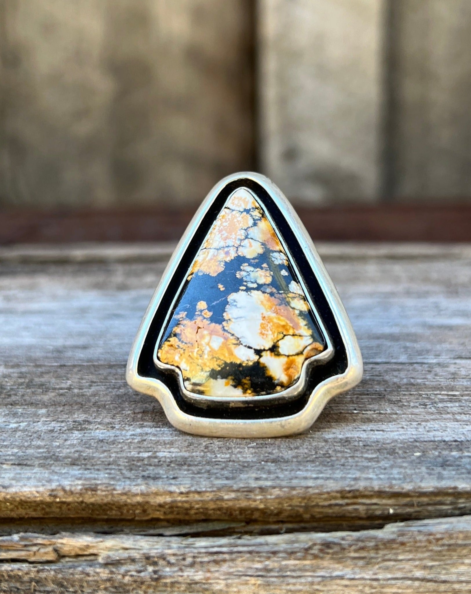 Cloud Mountain Arrow Shadow Box ring in Sterling Silver D7