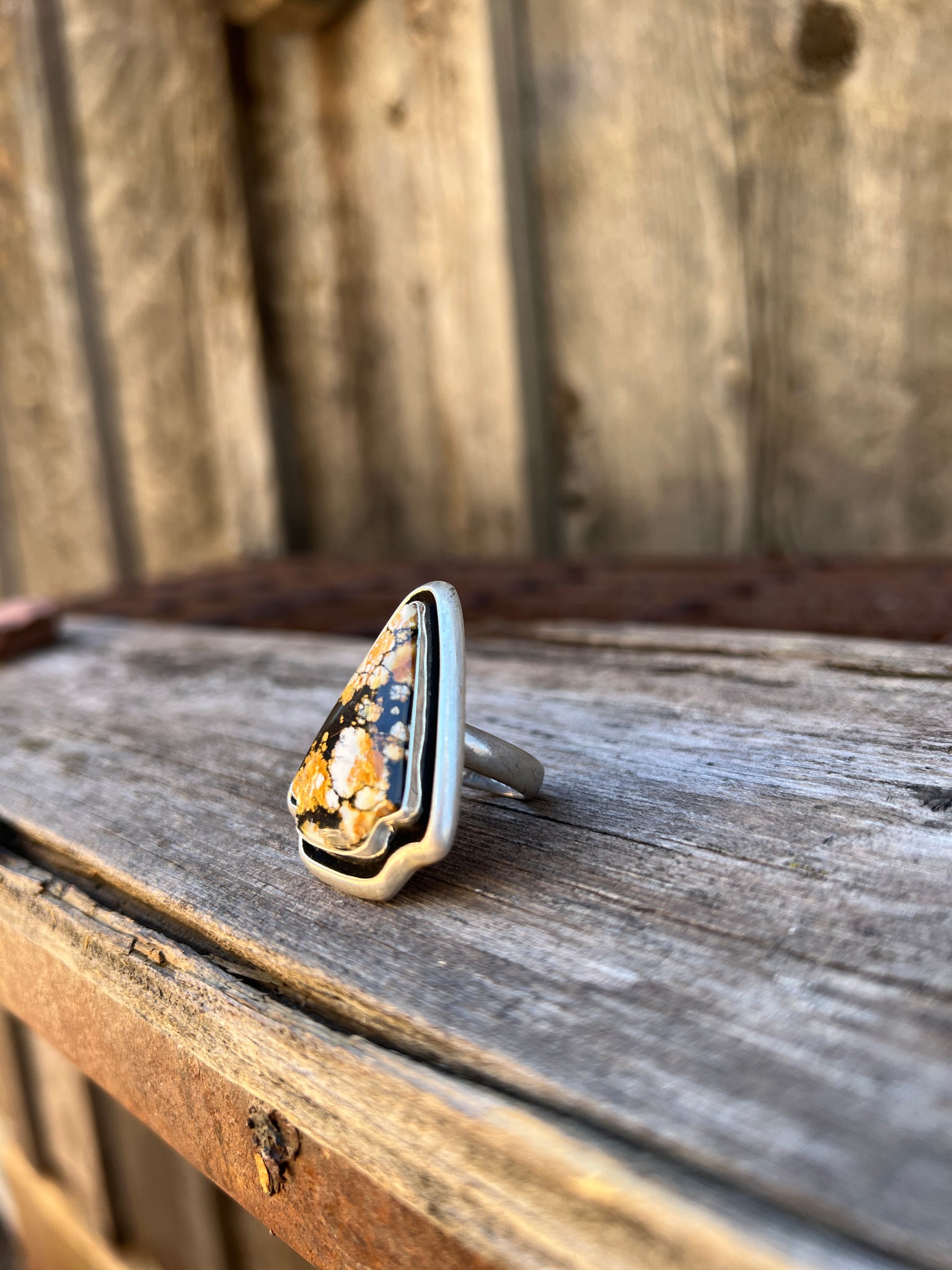 Cloud Mountain Arrow Shadow Box ring in Sterling Silver D7