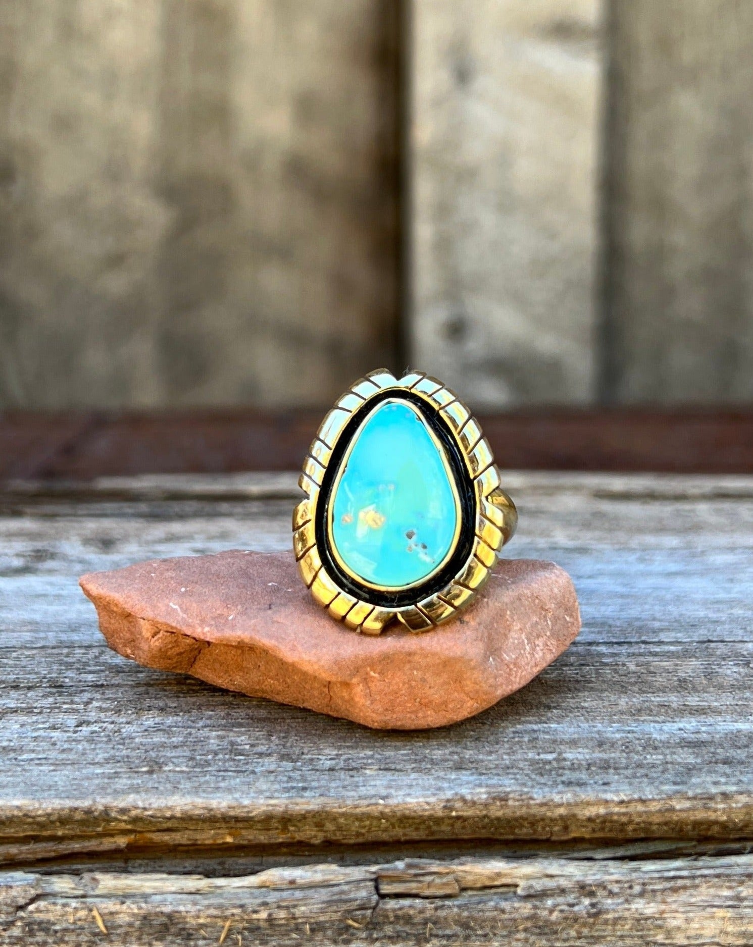 White Water Turquoise & Gold Alchemia Adjustable Ring with detailed band D2