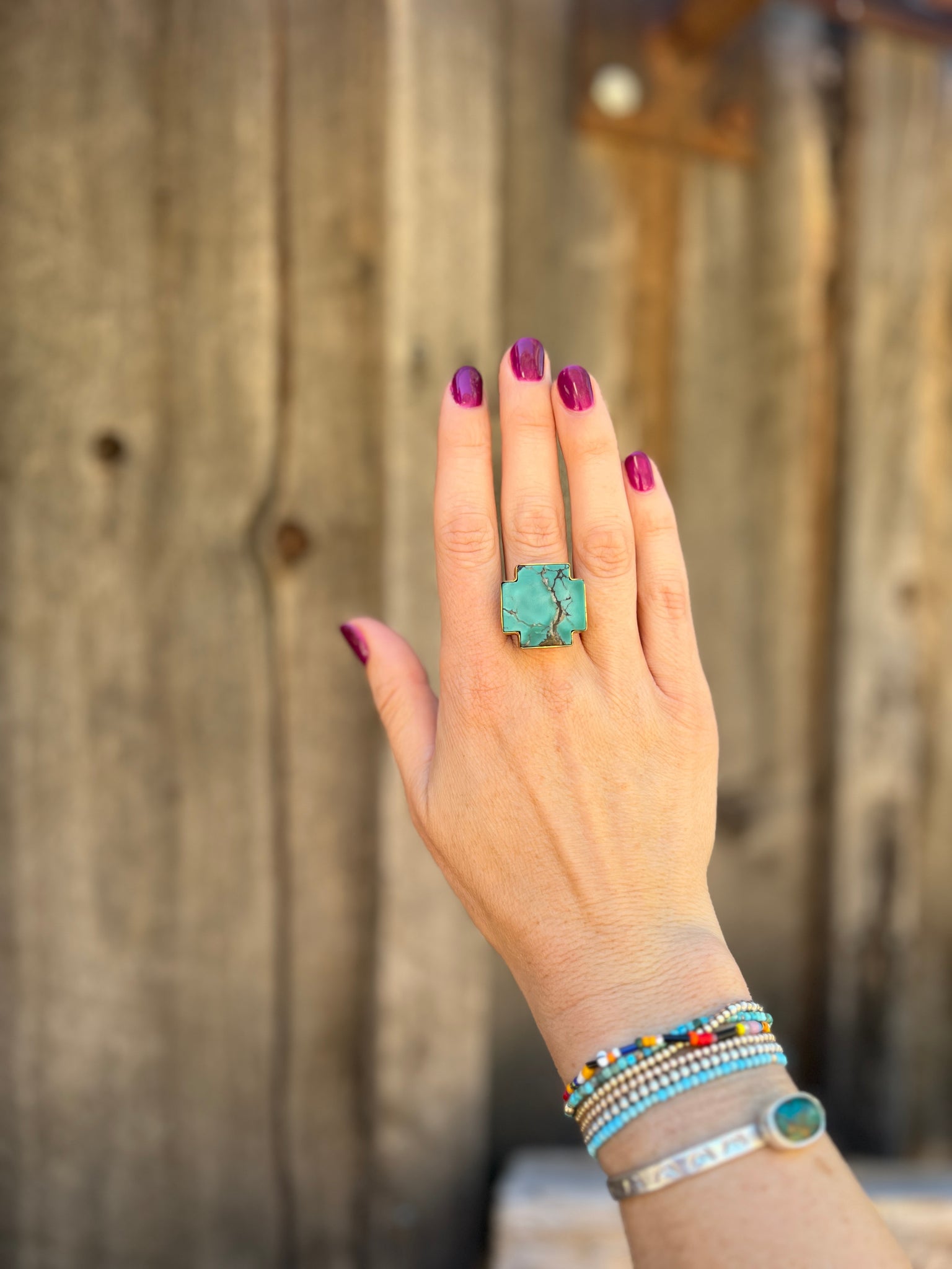 Turquoise alpine-cross ring in Gold Alchemia D13