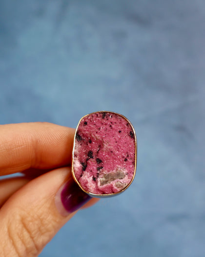 Wild Thistle Cobalto Calcite Ring in Gold Alchemia