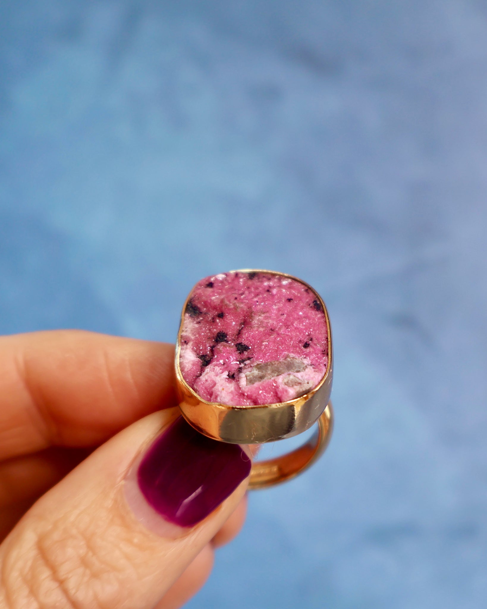 Wild Thistle Cobalto Calcite Ring in Gold Alchemia WT104