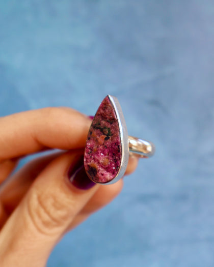 Wild Thistle Cobalto Calcite Ring in Sterling Silver