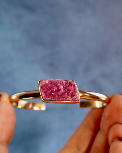 Wild Thistle Cobalto Calcite Cuff Bracelet