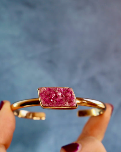 Wild Thistle Cobalto Calcite Cuff Bracelet