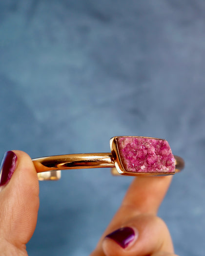 Wild Thistle Cobalto Calcite Cuff Bracelet