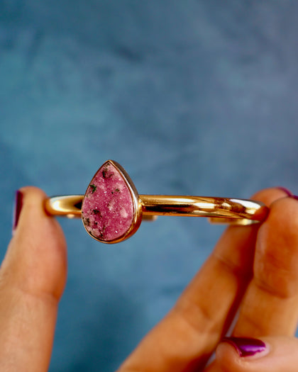 Wild Thistle Cobalto Calcite Cuff Bracelet