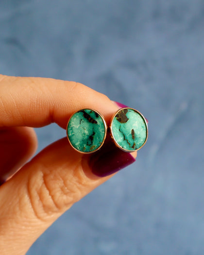 Hubei Turquoise Stud Earrings in Gold Alchemia