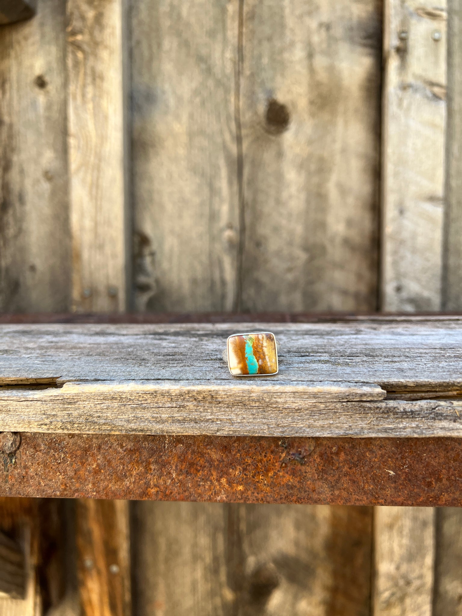 Royston Ribbom Ring in Sterling Silver D18