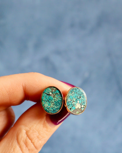 Hubei Turquoise Stud Earrings in Gold Alchemia
