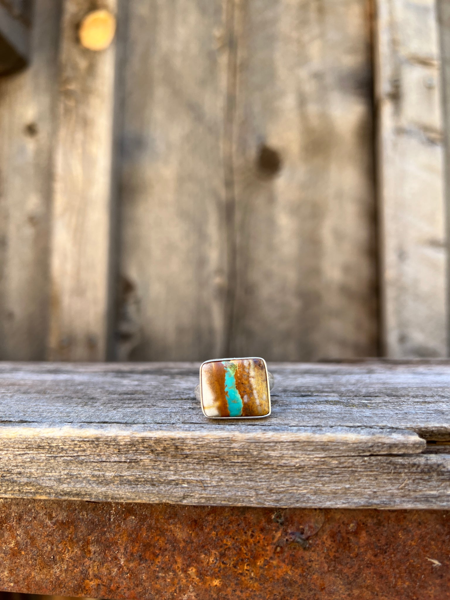 Royston Ribbom Ring in Sterling Silver D18