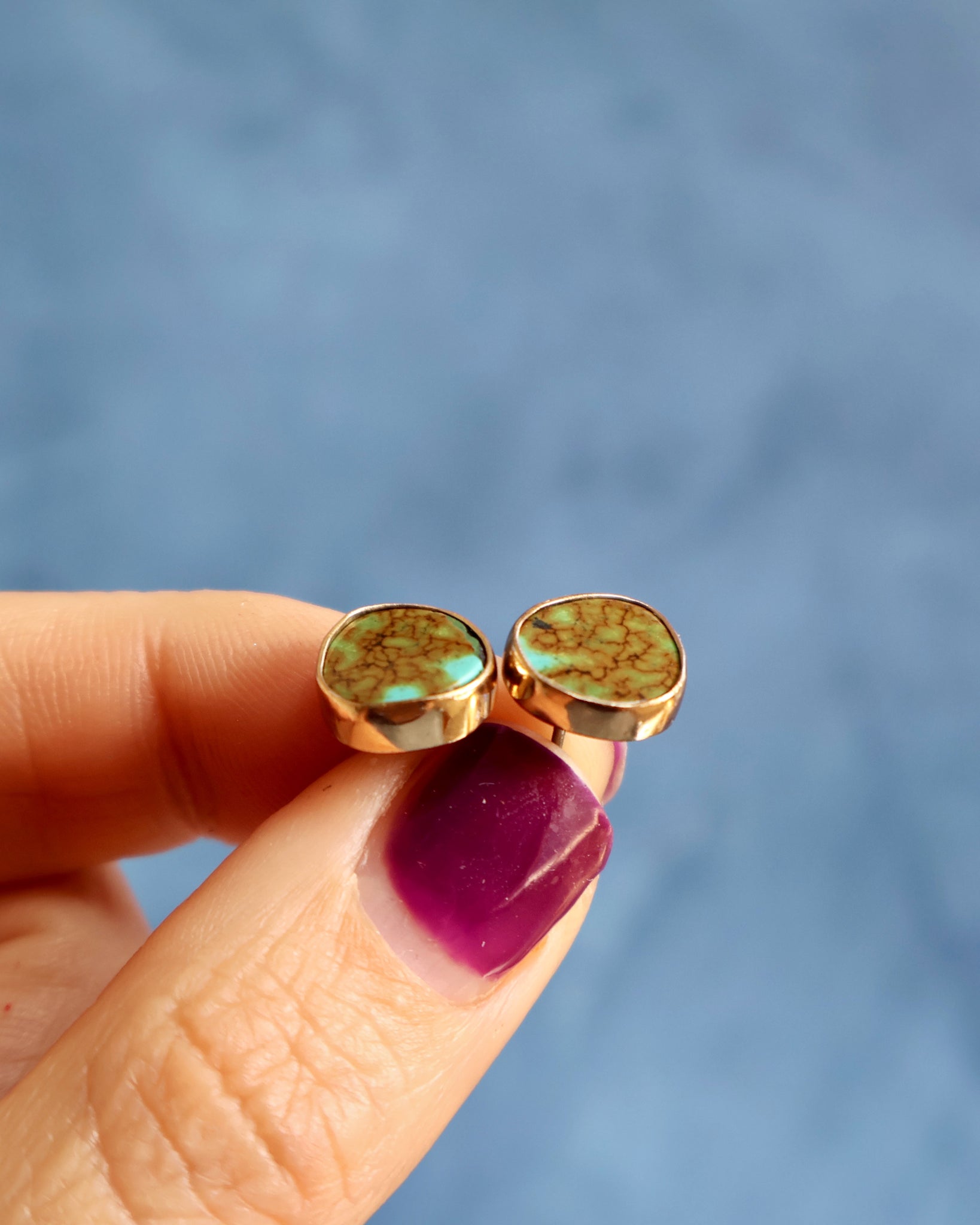 Hubei Turquoise Stud Earrings in Gold Alchemia WT152