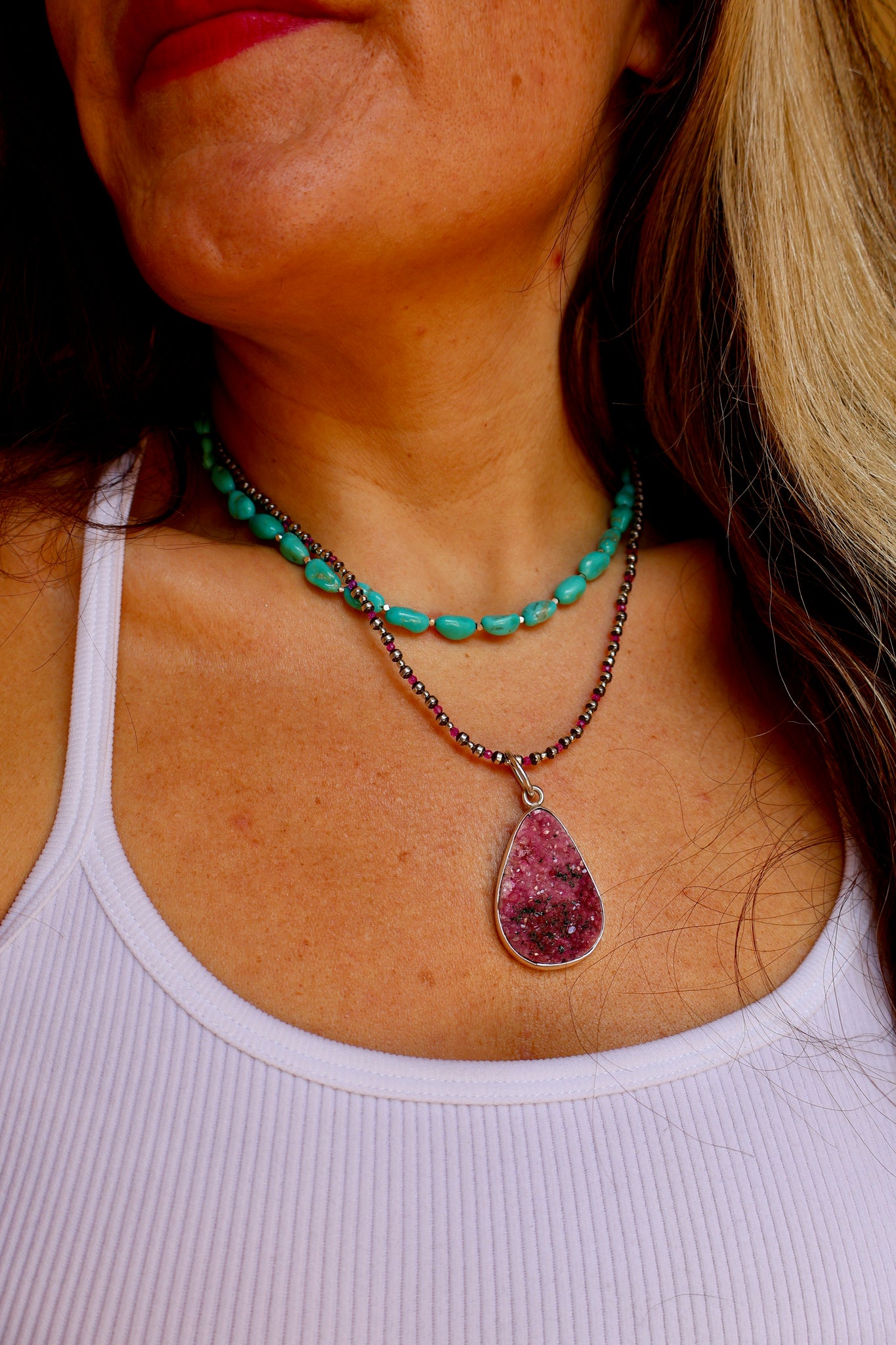 Cobalto Calcite & Sterling Silver Pendant on Navajo Pearls WT154
