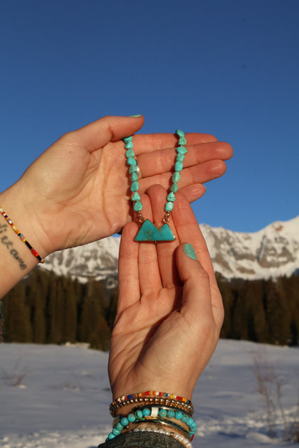 Turquoise Mountain Pendant with Campitos Turquoise chain in Gold