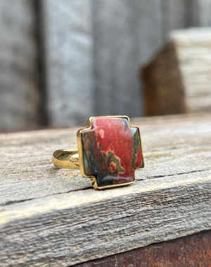 Red Creek Jasper ring in Gold Alchemia D90