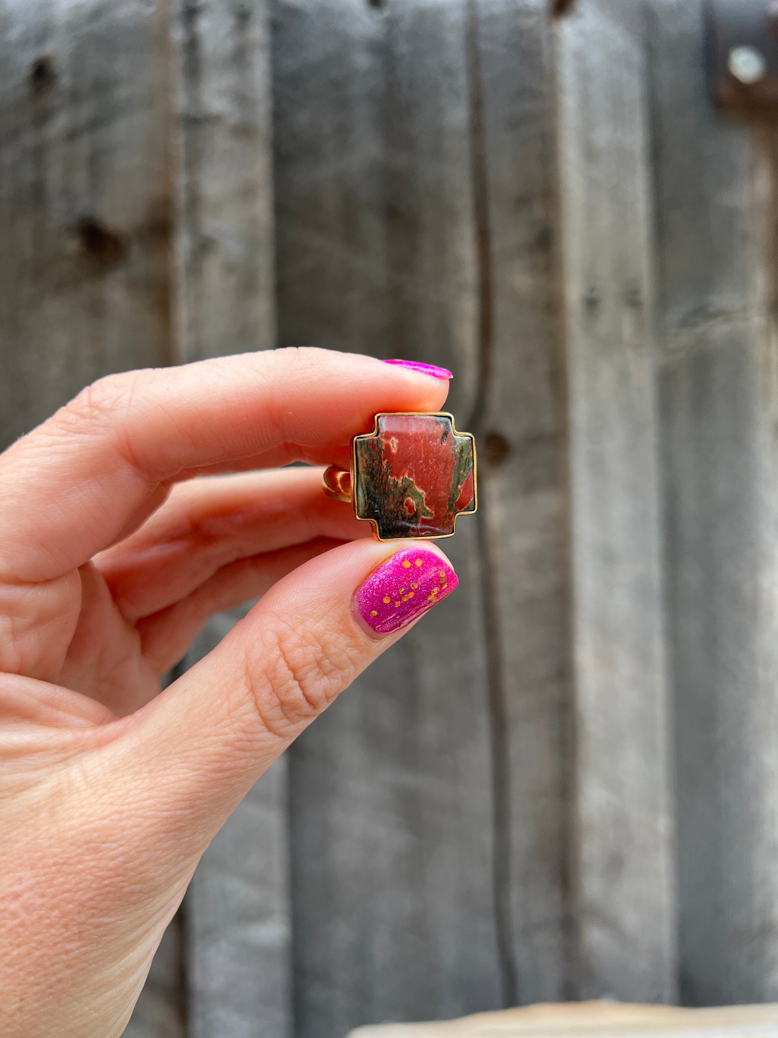 Red Creek Jasper ring in Gold Alchemia D90