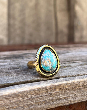 White Water Turquoise with Detail Band Ring in Gold Alchemia Adjustable T12
