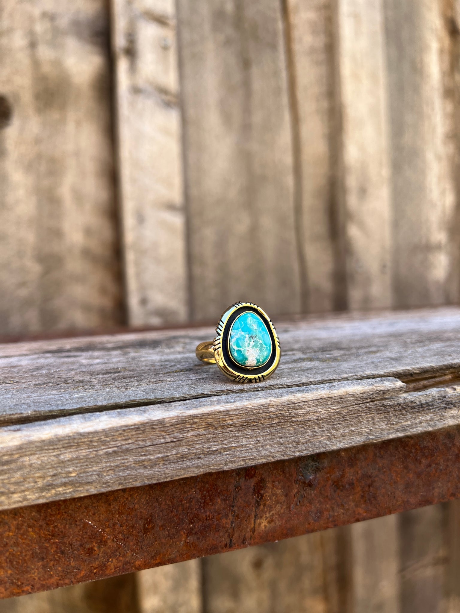 White Water Turquoise with Detail Band Ring in Gold Alchemia Adjustable T8