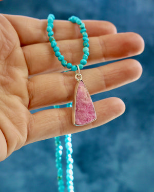 Cobalto Calcite & Sterling Pendant on Campitos Turquoise beaded chain H59