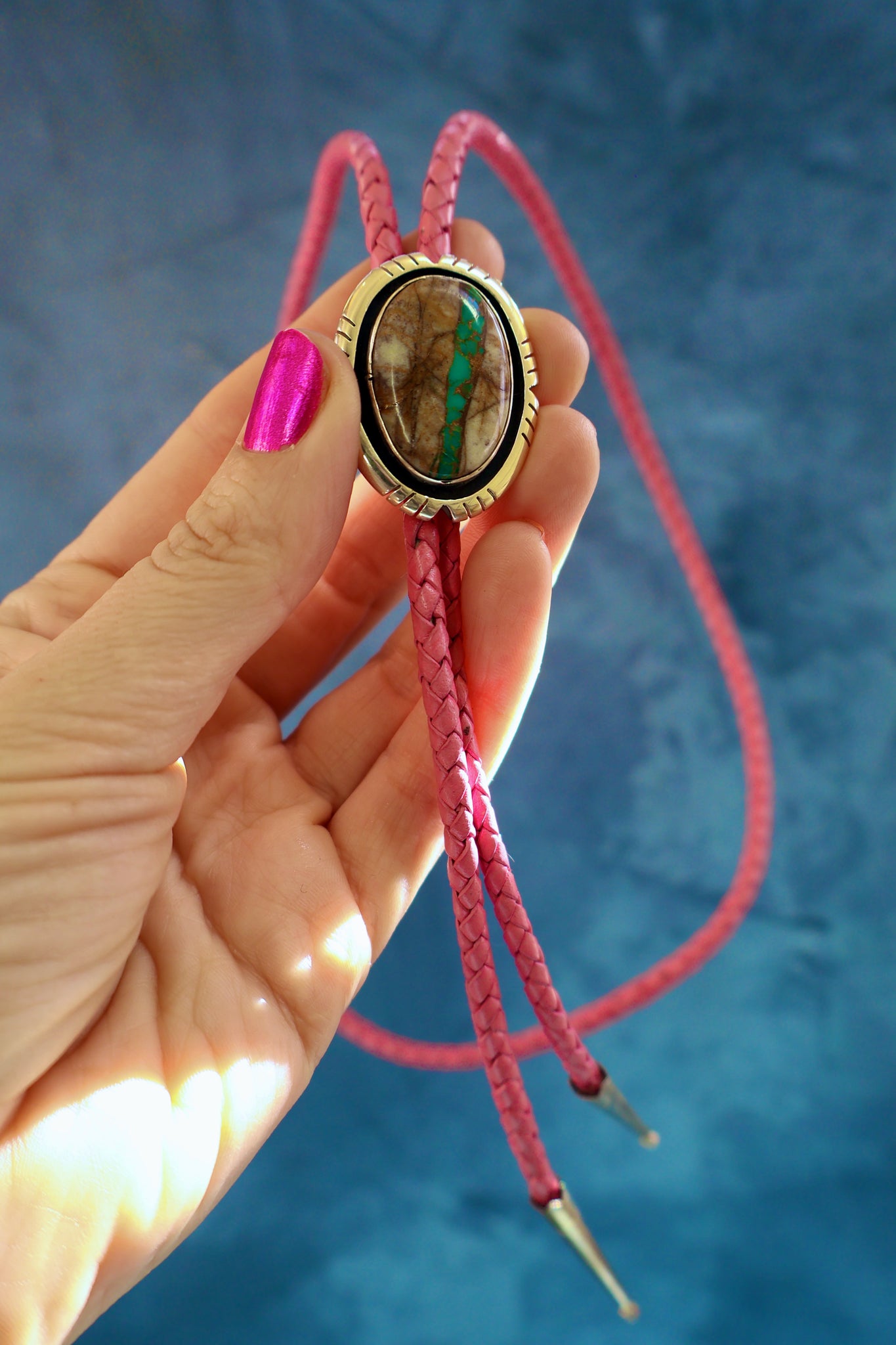 Royston Turquoise & Sterling Silver Bolo on Pink Leather H68