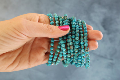 Turquoise Stretch Bracelet Size M/L Unisex