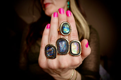 "Nebula" Ring. Dichroic Glass and Gold Alchemia