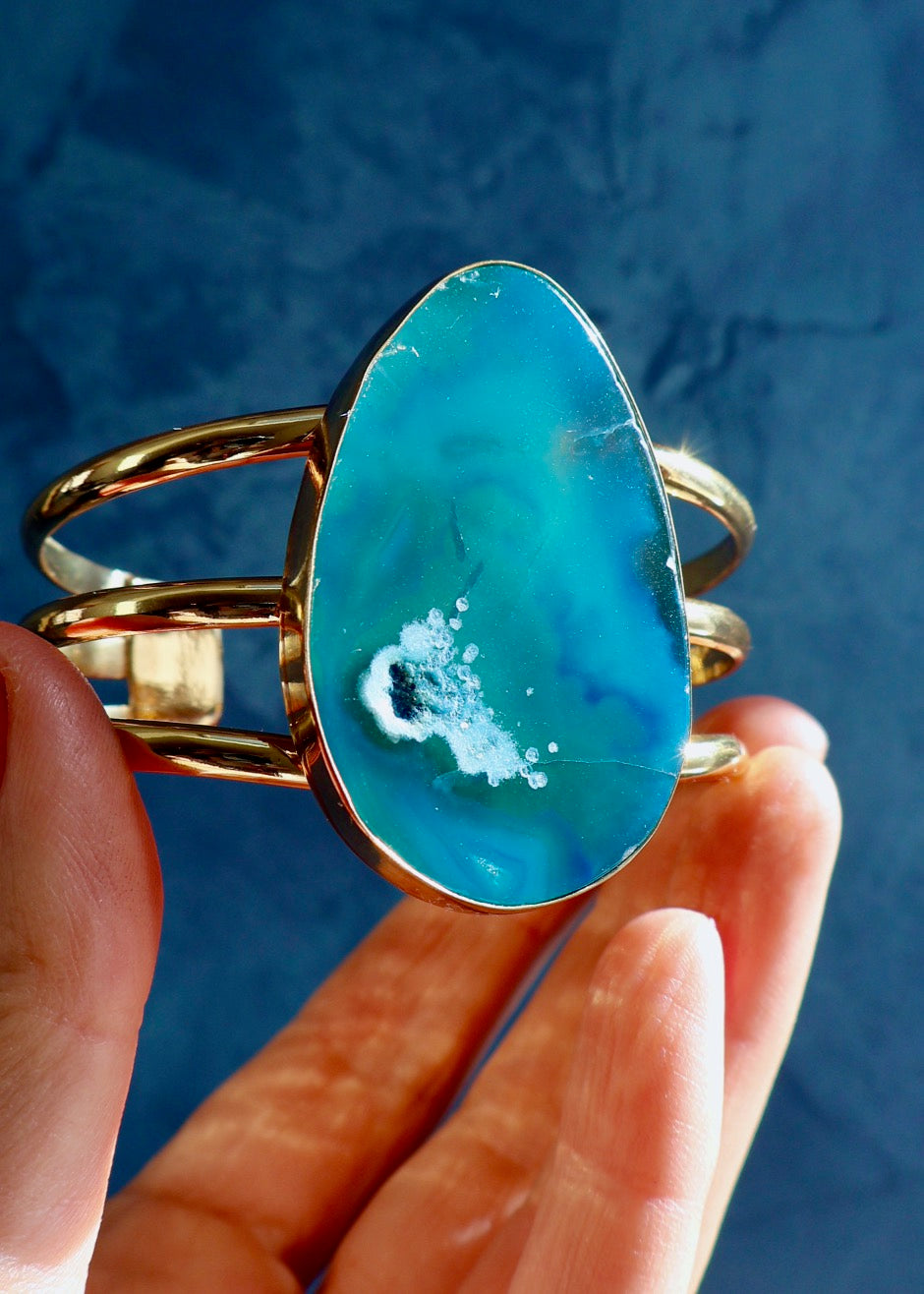 Blue Agate Slice Triple Cuff Bracelet in Gold Alchemia