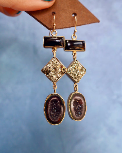 "Lunar Relic" Earrings Pyrite, Onyx and Geode in Gold Alchema
