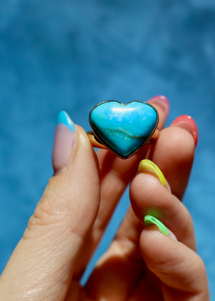 Turquoise Heart Adjustable Ring in Gold Alchemia
