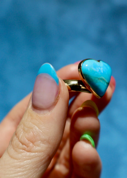 Turquoise Heart Adjustable Ring in Gold Alchemia