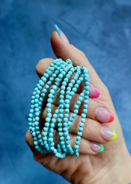 Faceted Turquoise Stretch Bracelet