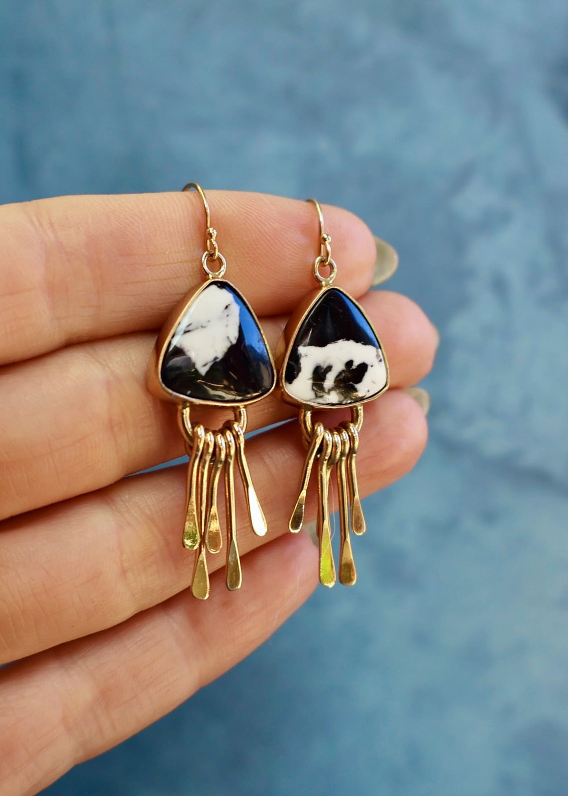 White Buffalo Fringe Earring HP27