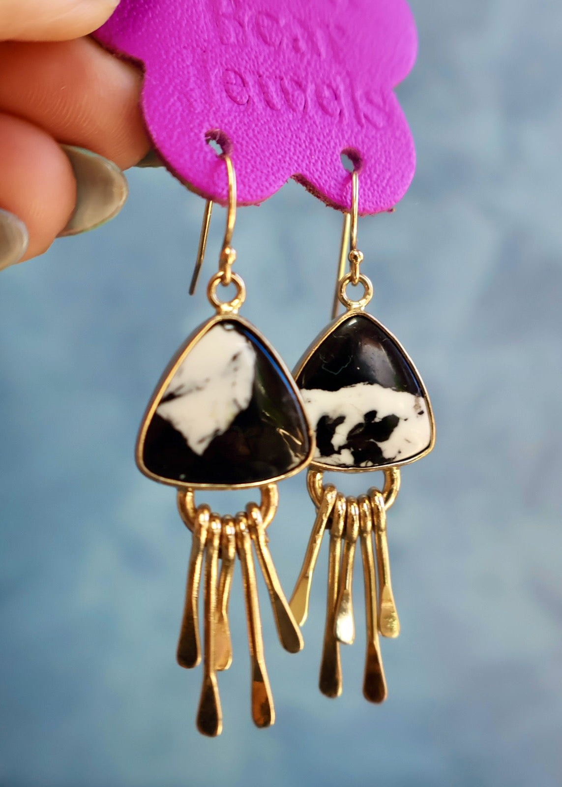 White Buffalo Fringe Earring HP27